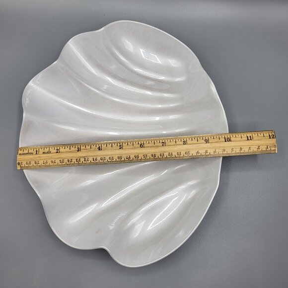 Clam Shell Shaped Serving Bowl with 6 Individual Bowls Melamine Pearl White - Picture 7 of 16